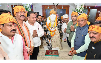 मुख्यमंत्री साय ने संत बाबा हरदास राम साहिब की बरसी महोत्सव में की शिरकत, प्रदेशवासियों की सुख-समृद्धि और खुशहाली के लिए की प्रार्थना