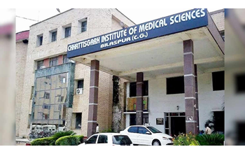 सिम्स में दलाल गिरफ्तार, बाहरी इलाज के लिए मरीज को बहलाने का प्रयास; सुरक्षा कर्मियों ने पुलिस के हवाले किया