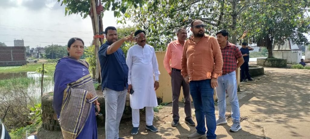 महापौर नंदलाल देवांगन ने किया कार्यस्थलों का निरीक्षण, विकास कार्यों को मिलेगी रफ़्तार
