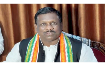 कांग्रेस नेता नई राष्ट्रीय पार्टी बनाने की तैयारी में, बृहस्पत सिंह का बयान – कांग्रेस से ज्यादा बीजेपी नेता कर रहे हैं संपर्क